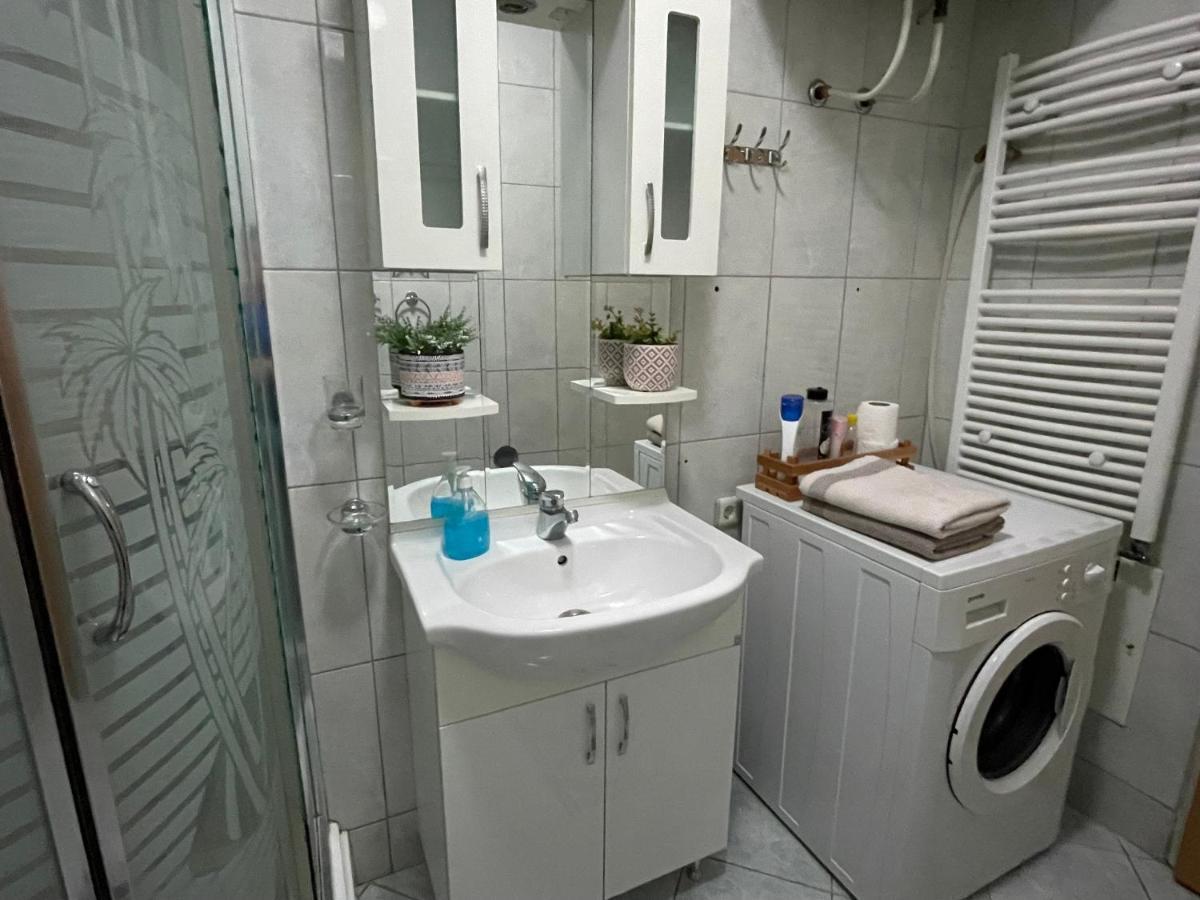 Mexican Touch Apartment With Parking Garage Priština Exteriér fotografie