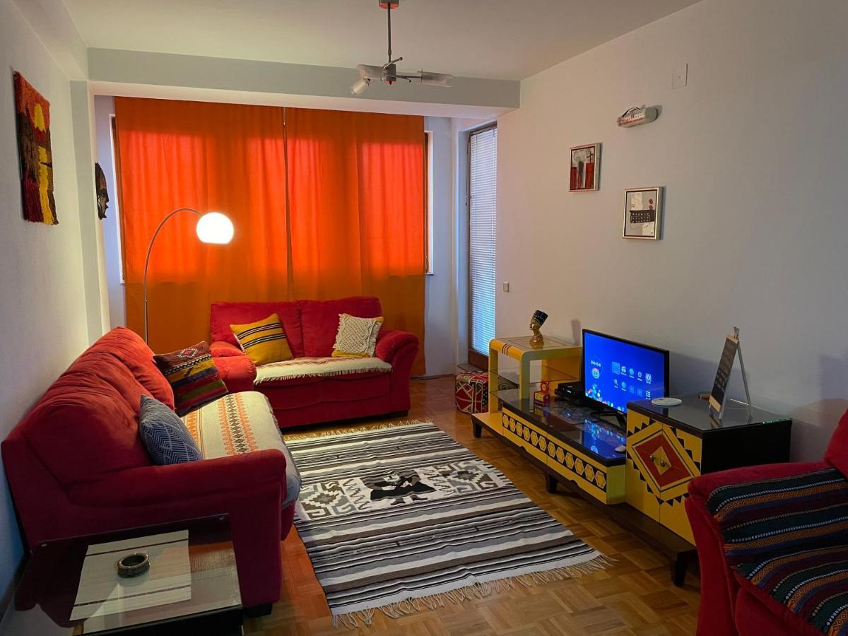 Mexican Touch Apartment With Parking Garage Priština Exteriér fotografie